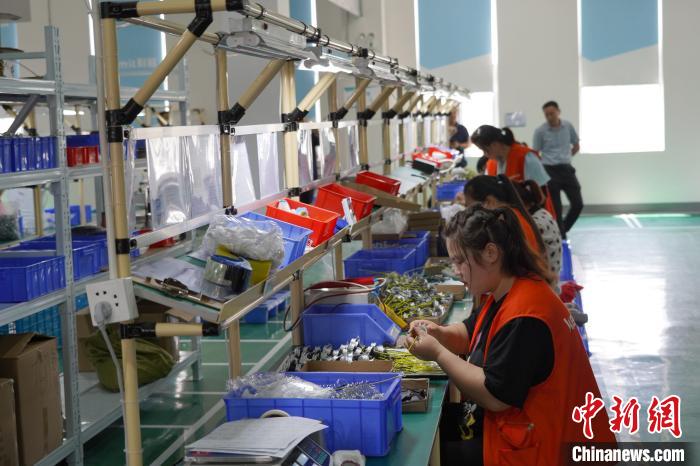 (人民的幸福生活)從“勞務(wù)輸出”到“歸雁興菏”:山東菏澤探幸福新路