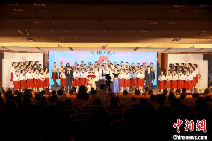 詩歌朗誦會現場。　閩南師范大學供圖