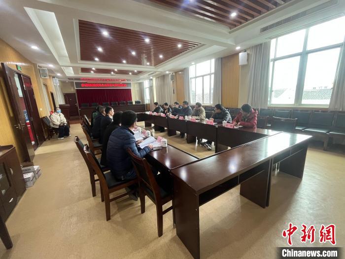 寧波大學(xué)東海研究院召開相關(guān)工作會議。(資料圖) 寧波大學(xué)東海研究院供圖