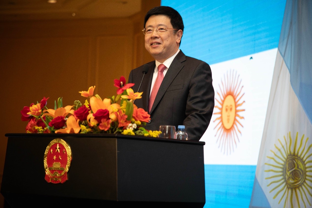 中國駐阿根廷大使鄒肖力致辭。中國駐阿根廷大使館供圖