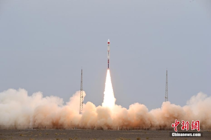 北京時(shí)間2023年8月10日12時(shí)03分，谷神星一號(hào)遙七運(yùn)載火箭在我國(guó)酒泉衛(wèi)星發(fā)射中心成功發(fā)射升空，將搭載的西光壹號(hào)01星等7顆衛(wèi)星順利送入預(yù)定軌道，發(fā)射任務(wù)獲得圓滿(mǎn)成功。此次任務(wù)是谷神星一號(hào)運(yùn)載火箭第7次飛行。汪江波 攝