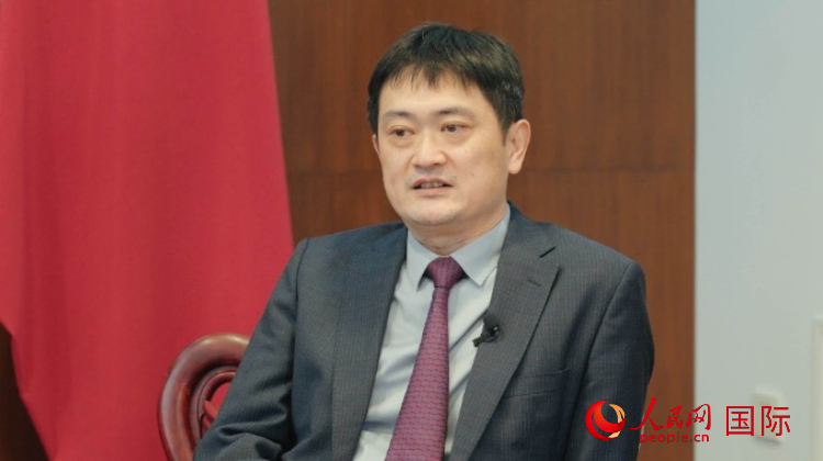 中國駐阿根廷使館代辦孫怡接受人民網(wǎng)專訪。人民網(wǎng)記者 張若涵攝