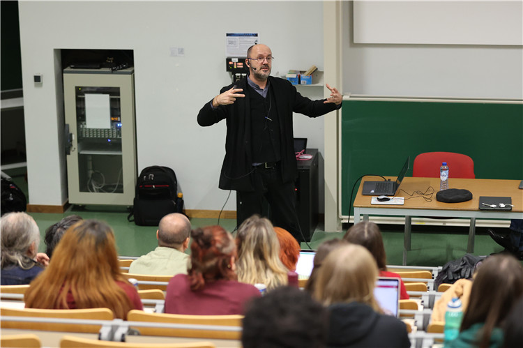 圖為講座現(xiàn)場(chǎng)。布魯塞爾中國文化中心供圖