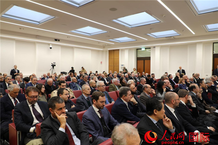 會議現(xiàn)場。人民網(wǎng)記者 謝亞宏攝
