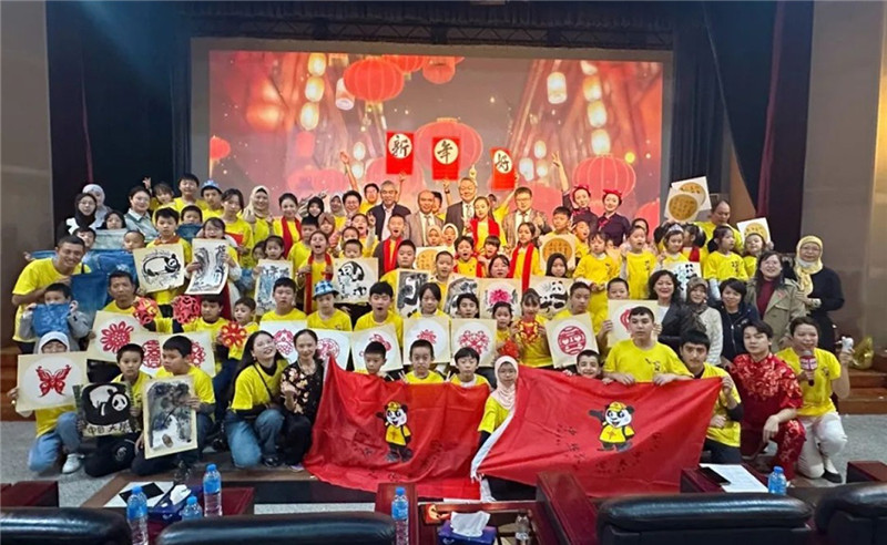 圖為2023“中華文化大樂園—埃及開羅營”閉幕式活動現(xiàn)場。主辦方供圖