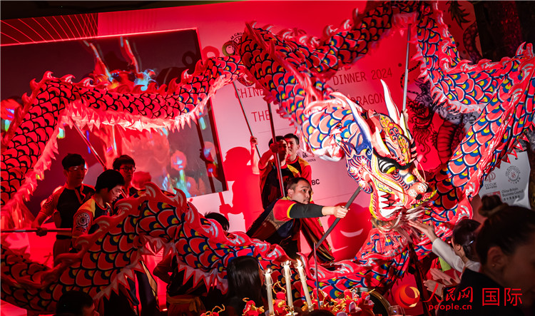 “共慶中國年 共享新機(jī)遇”破冰者新春晚宴現(xiàn)場盛況。人民網(wǎng) 郭錦標(biāo)攝