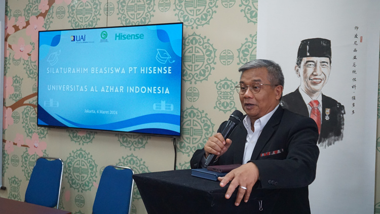 阿拉扎大學校長亞塞普致辭。阿拉扎大學孔子學院供圖