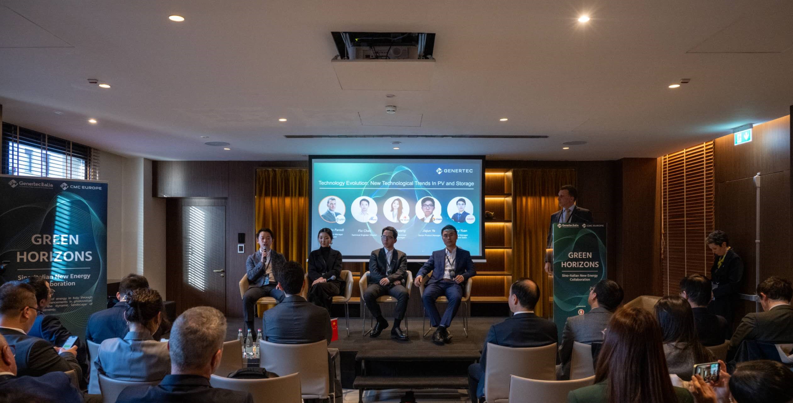 中方企業(yè)代表就新能源技術(shù)發(fā)展趨勢(shì)分享觀(guān)點(diǎn)。主辦方供圖