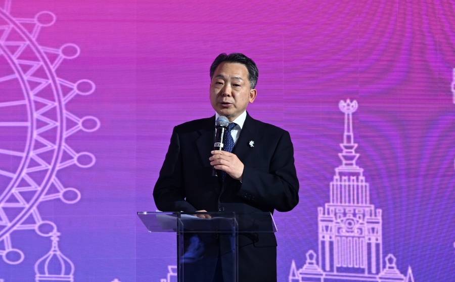 1.中國人民對外友好協(xié)會副會長袁敏道在第四屆“中俄青年同走友誼路”活動上致辭。主辦方供圖