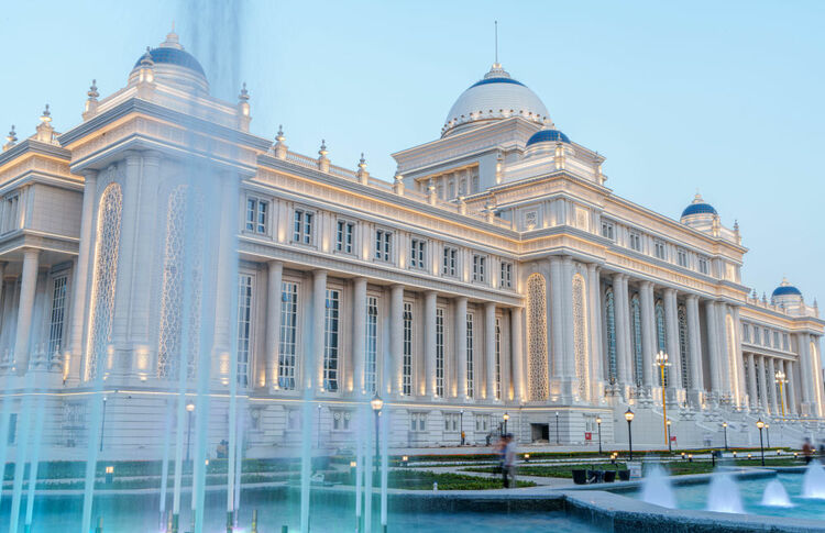 第1視點丨這兩座大樓，見證著中塔友誼