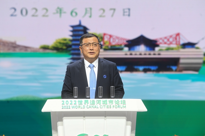揚(yáng)州市委常委、常務(wù)副市長(zhǎng)陳鍇竑作推介發(fā)言。邵丹攝