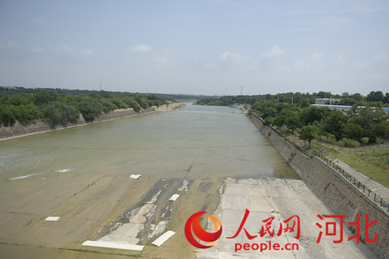 黃壁莊水庫正在按計劃預泄庫容。人民網(wǎng)祝龍超攝