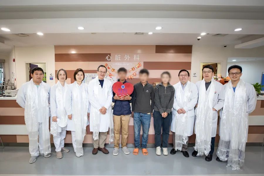 17歲少年咳嗽發(fā)熱15天，找不到感染原因！一查心臟更嚇人！上海醫(yī)生出手→