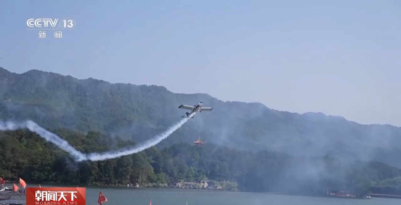 從特色小城到世界級商圈 這個“五一”很有“國際范”！