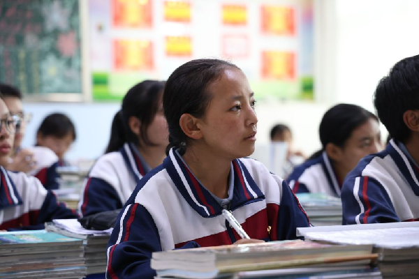 講好中華民族共同體故事，讓網(wǎng)絡(luò)“連心”更“聚心”