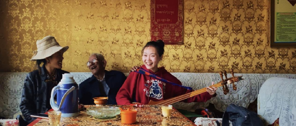 講好中華民族共同體故事，讓網(wǎng)絡(luò)“連心”更“聚心”