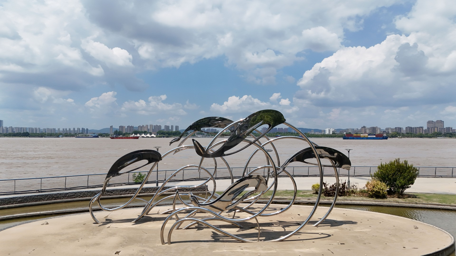 文化中國行 長江之歌丨微笑的江豚，從四千年前“游”來