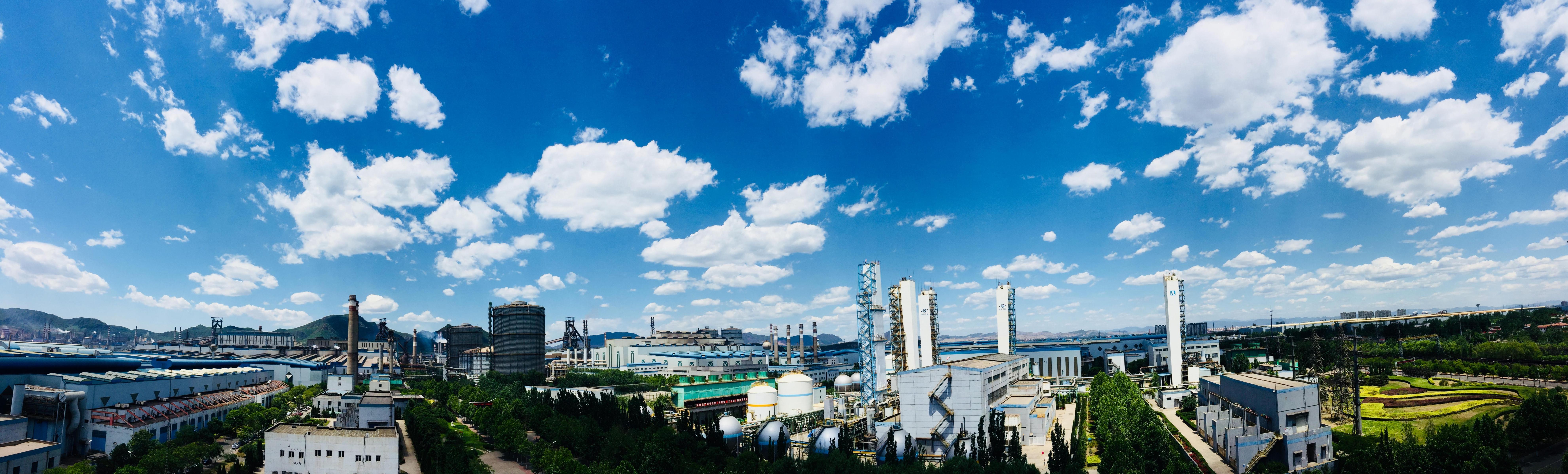 首鋼股份公司遷安鋼鐵公司。尹小龍攝