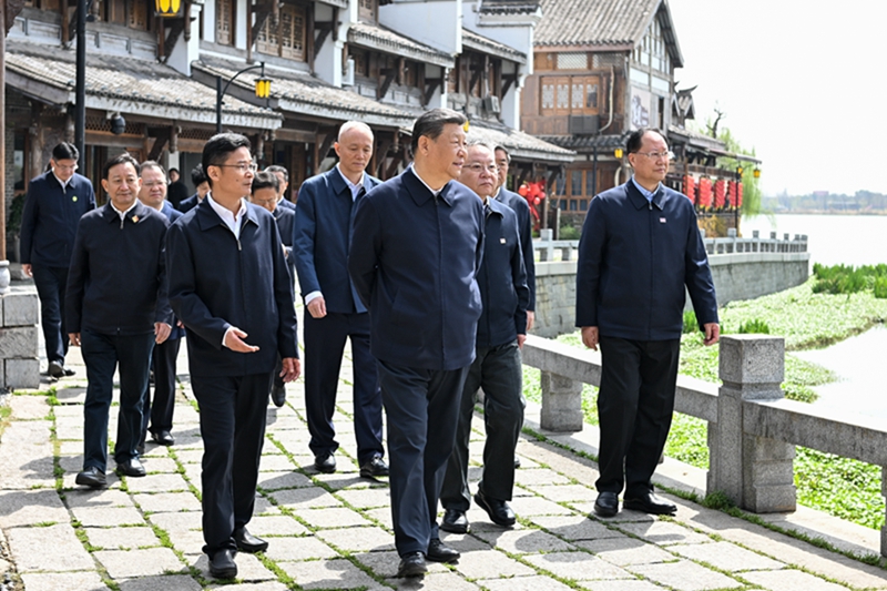 2024年3月19日，習(xí)近平總書記在湖南常德河街考察。