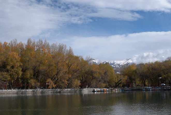 宗角祿康公園一景(10月30日攝)。新華網(wǎng) 雪珍 攝.jpg