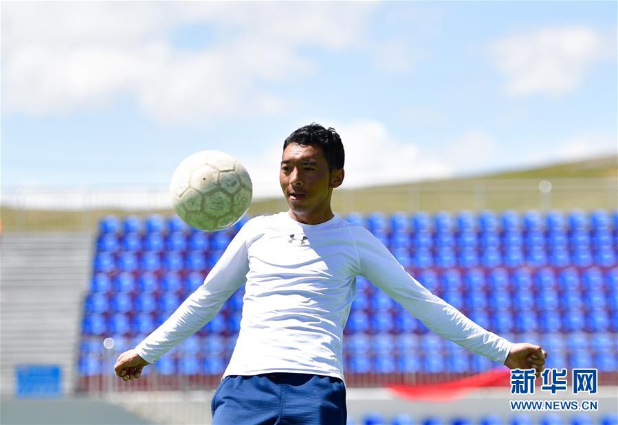 （走向我們的小康生活）（8）青?，敹啵狐S河源的幸福村