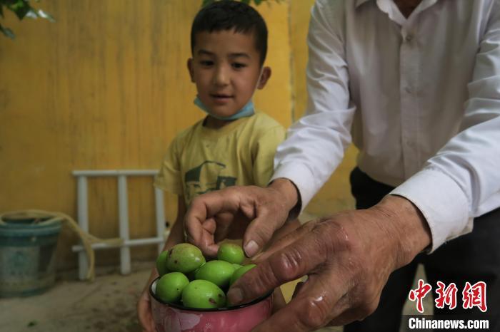 圖為進(jìn)藏先遣英雄連誓師地原址所在的新疆維吾爾自治區(qū)和田地區(qū)于田縣普魯村現(xiàn)貌。　楊程晨 攝
