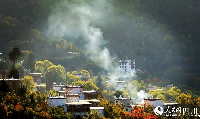 丹巴美景。李永安攝