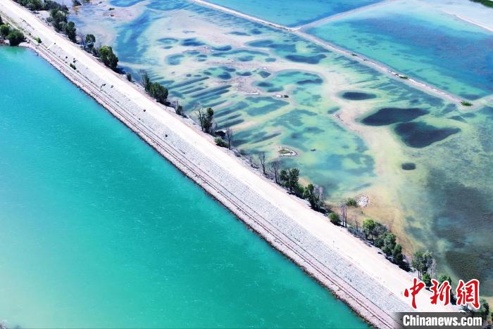 航拍貴德縣黃河?！●R銘言 攝