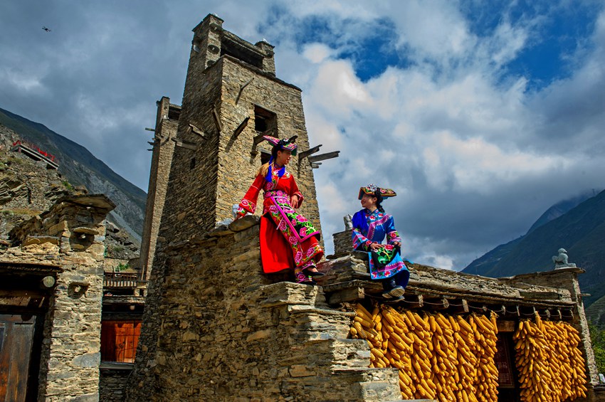 四川省阿壩州理縣桃坪村。四川省文旅廳供圖