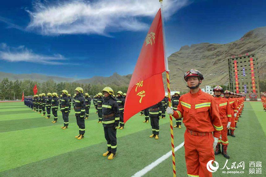 誓師大會現(xiàn)場。 人民網(wǎng) 李海霞 攝