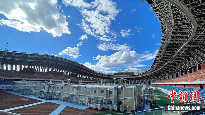 圖為8月15日，位于拉薩市柳梧新區(qū)拉薩市群眾文化體育中心內(nèi)的方艙醫(yī)院。 <a target='_blank' href='/'><p  align=