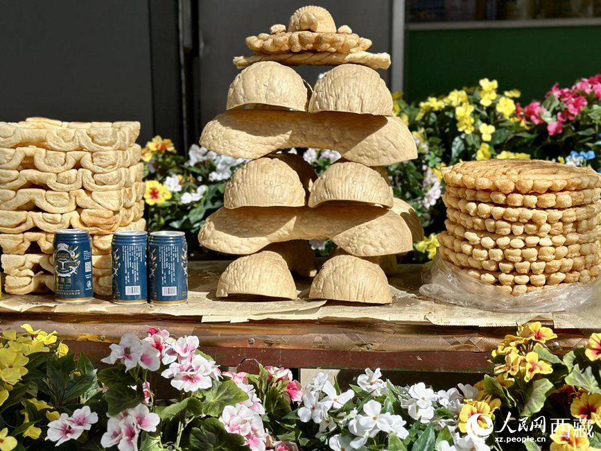 種類繁多的卡塞。人民網(wǎng) 次仁羅布攝