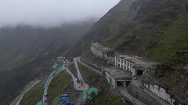 幾代建設者，歷經(jīng)半個多世紀完成！這是一條怎樣的公路？