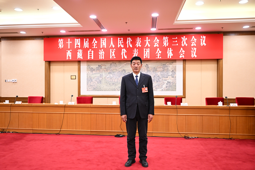 全國(guó)人大代表、國(guó)網(wǎng)拉薩供電公司城區(qū)供電服務(wù)中心帶電作業(yè)保電班副班長(zhǎng)扎西尼瑪。次吉美朵攝